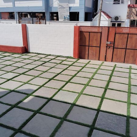 Crimson Villa Pondicherry Dış mekan fotoğraf
